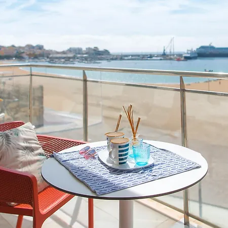 Apartment Piso Elena Palamos