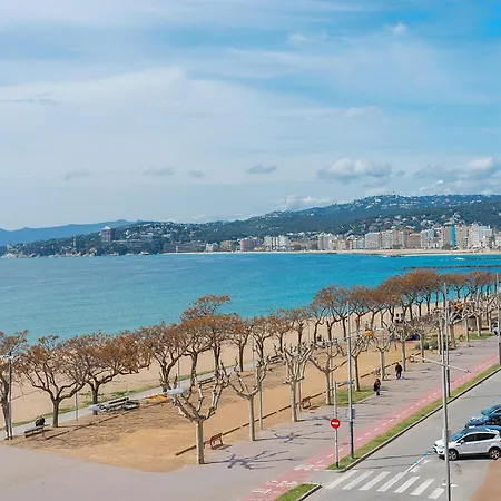 Apartment Piso Elena Palamos