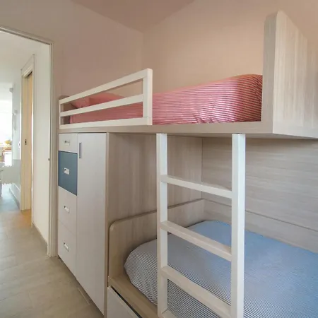 Piso Elena Lägenhet *